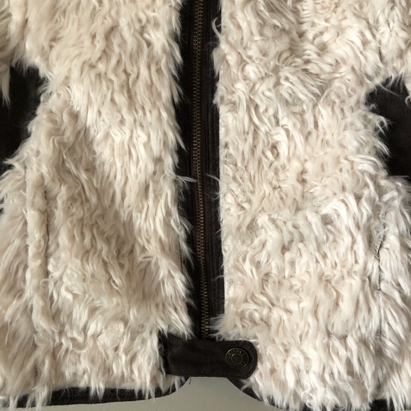 Cripple Creek Cream & Brown Vest - Picture 12 of 14